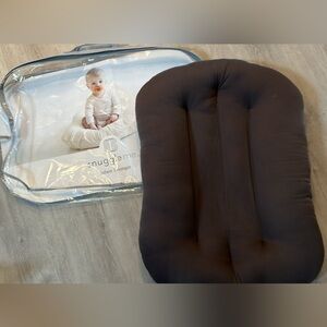 baby snuggle me dark grey